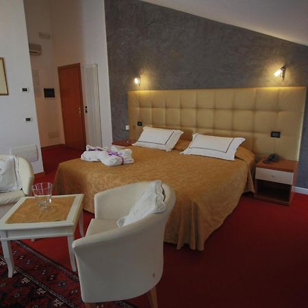 Hotel Roma チッタデッラ エクステリア 写真