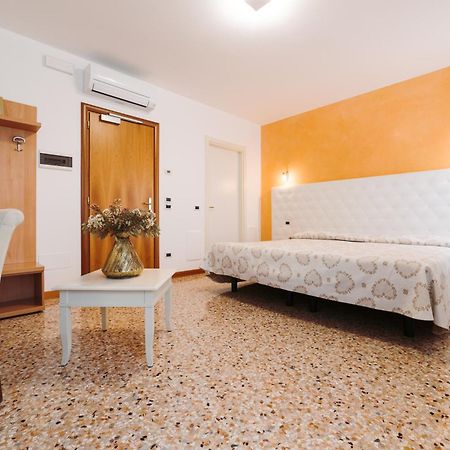 Hotel Roma チッタデッラ エクステリア 写真