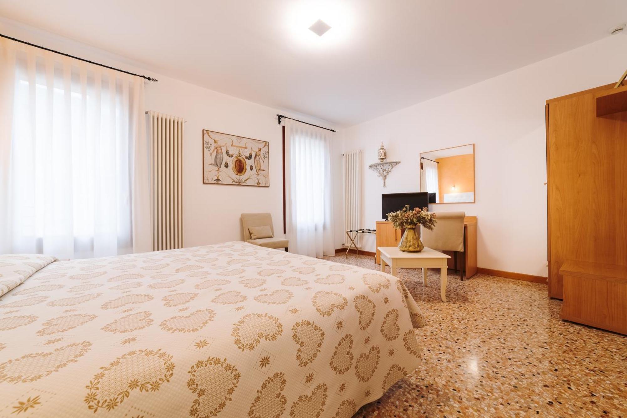 Hotel Roma チッタデッラ エクステリア 写真